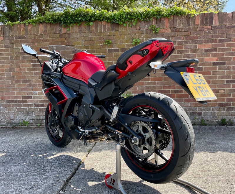 KAWASAKI ER-6F