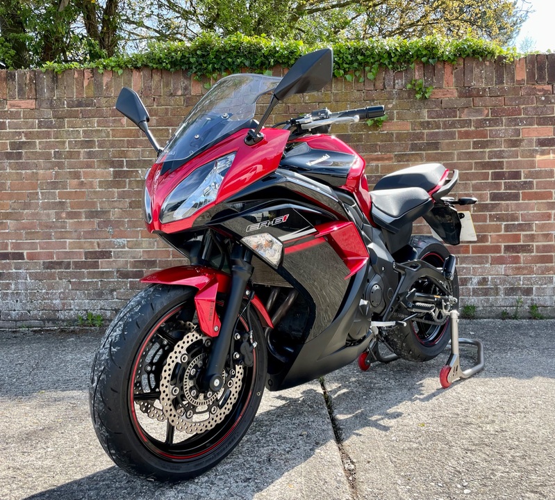 KAWASAKI ER-6F