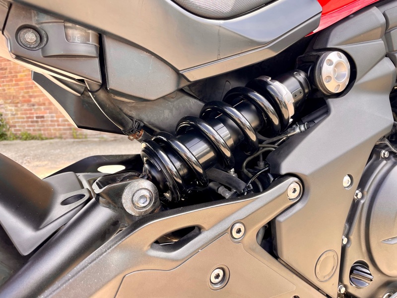 KAWASAKI ER-6F