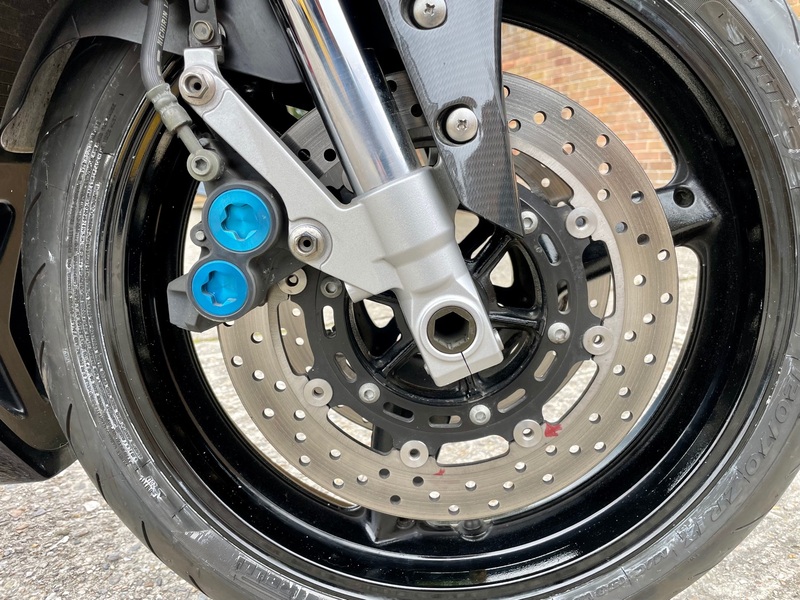 YAMAHA YZF-R1