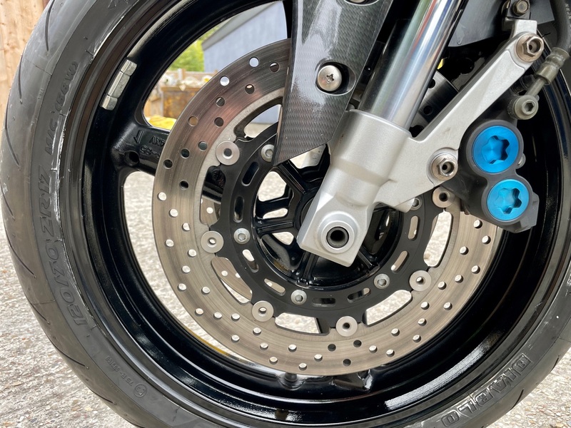 YAMAHA YZF-R1