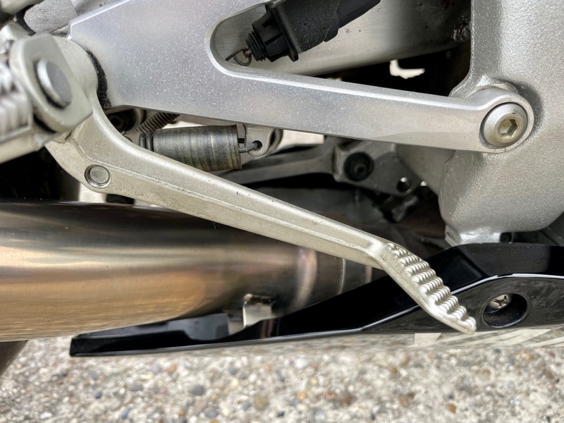 YAMAHA YZF-R1