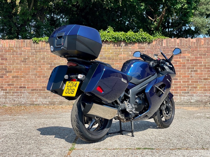 TRIUMPH Sprint