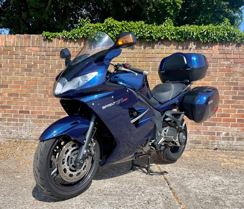 TRIUMPH Sprint