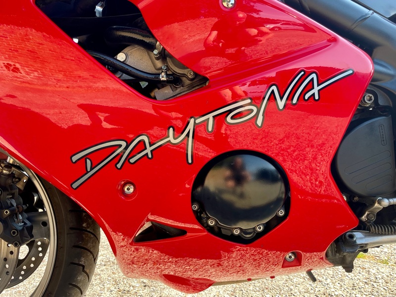 TRIUMPH Daytona