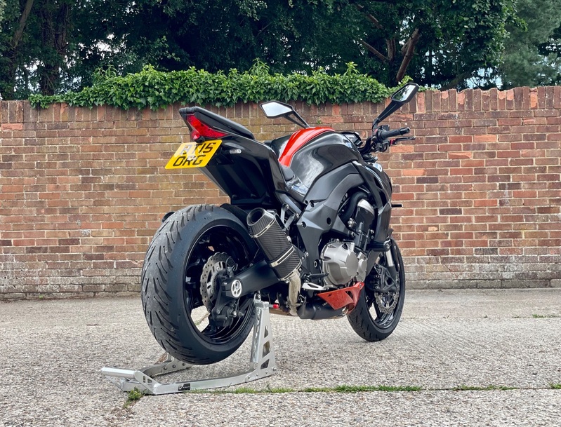 KAWASAKI ZR