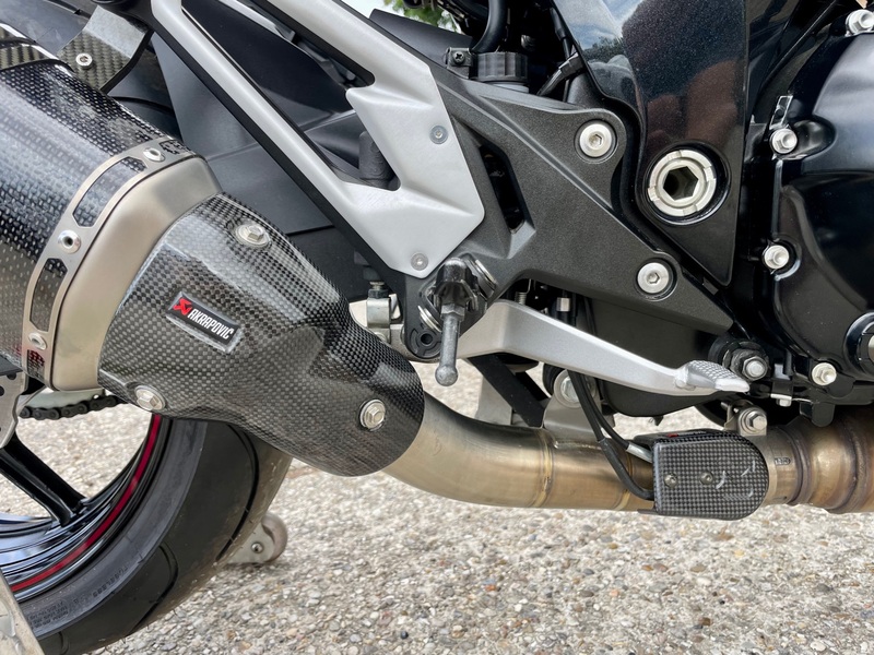 KAWASAKI ZR