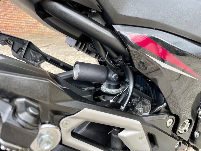 KAWASAKI ZR
