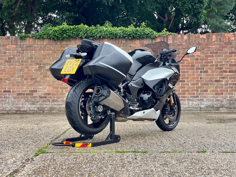 KAWASAKI ZX