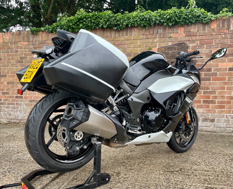 KAWASAKI ZX