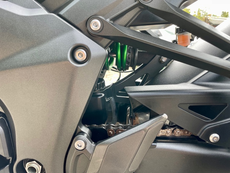 KAWASAKI ZR
