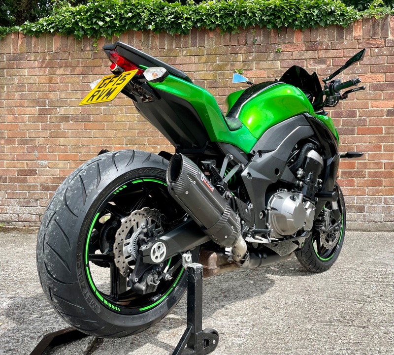 KAWASAKI ZR
