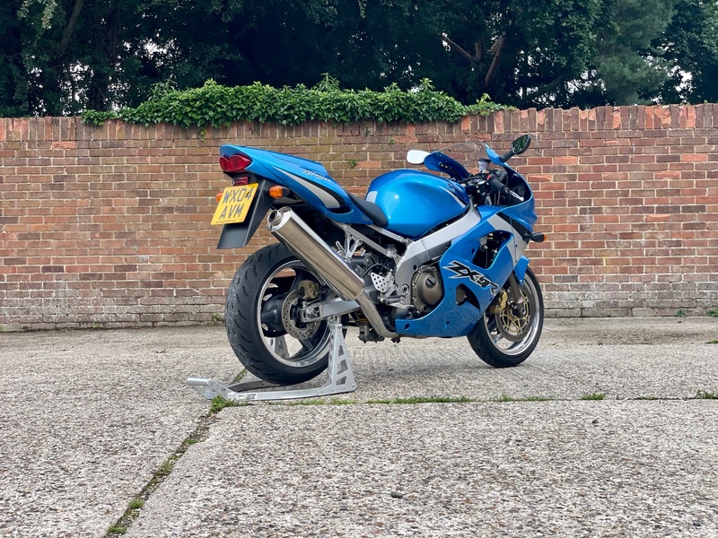 KAWASAKI ZX