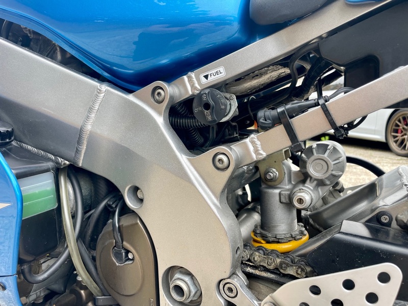 KAWASAKI ZX