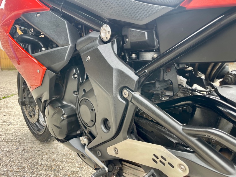 KAWASAKI ER-6F