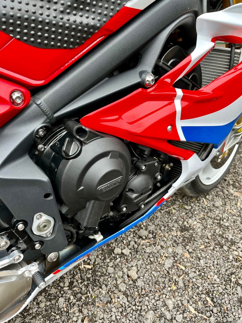 View TRIUMPH Daytona DAYTONA 675 R