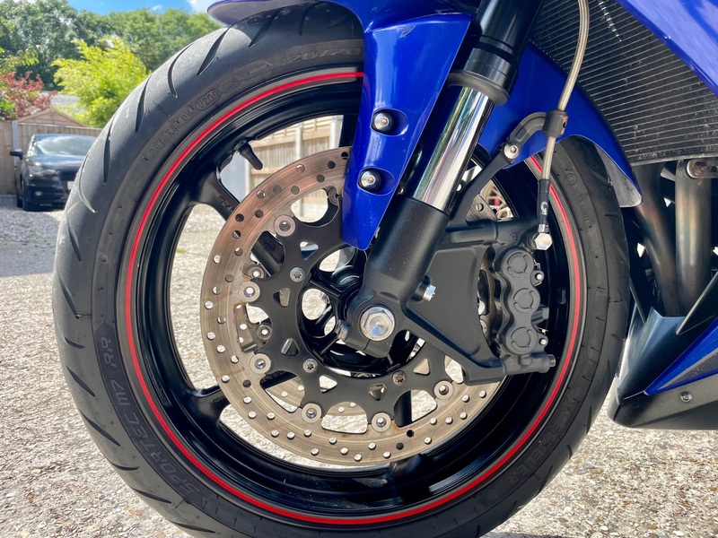 YAMAHA YZF
