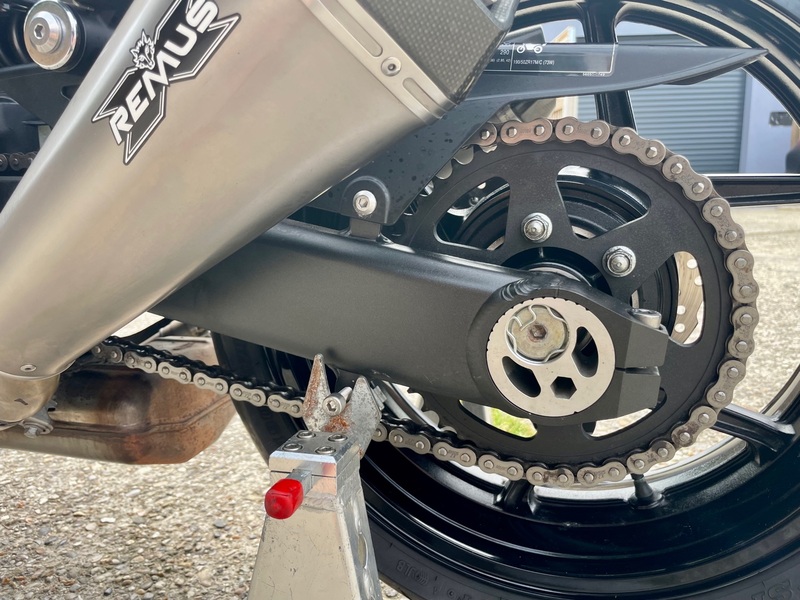 KAWASAKI ZR