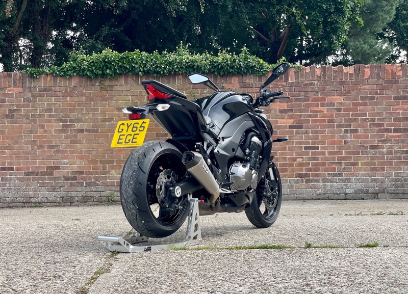 KAWASAKI ZR